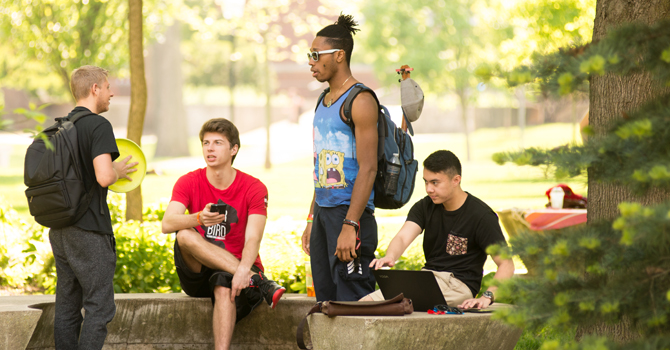 Group of students on the quad 